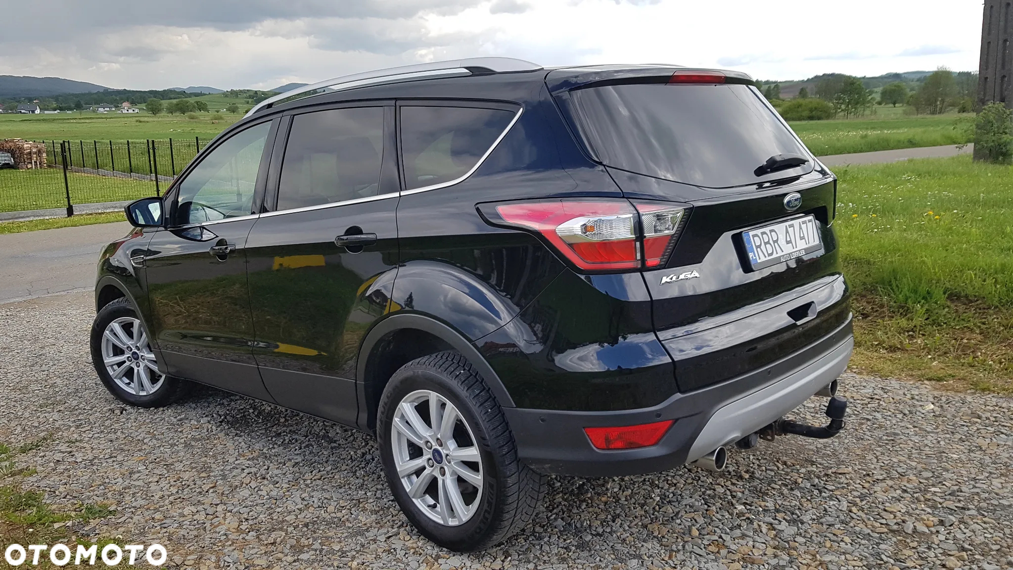 Ford Kuga 2.0 TDCi 2x4 Business Edition - 3