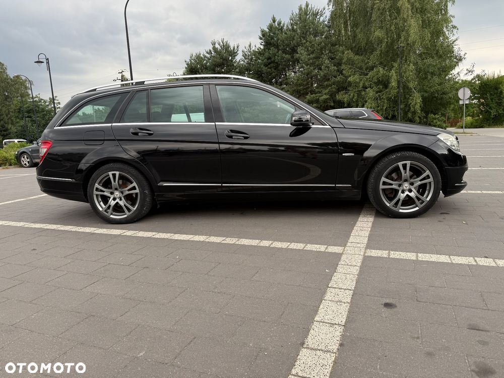 Mercedes-Benz Klasa C 200 T CDI DPF Automatik Elegance - 2