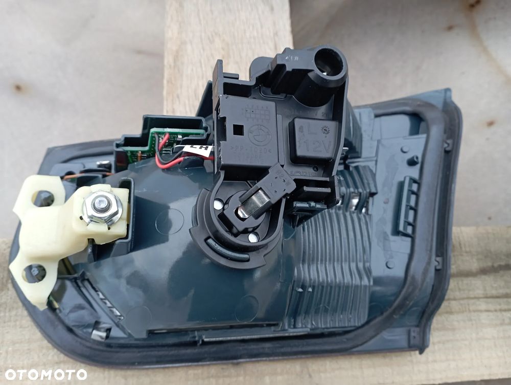 KOMPLET LAMP TYLNYCH BMW F30/F31 dymione stan bdb - 7