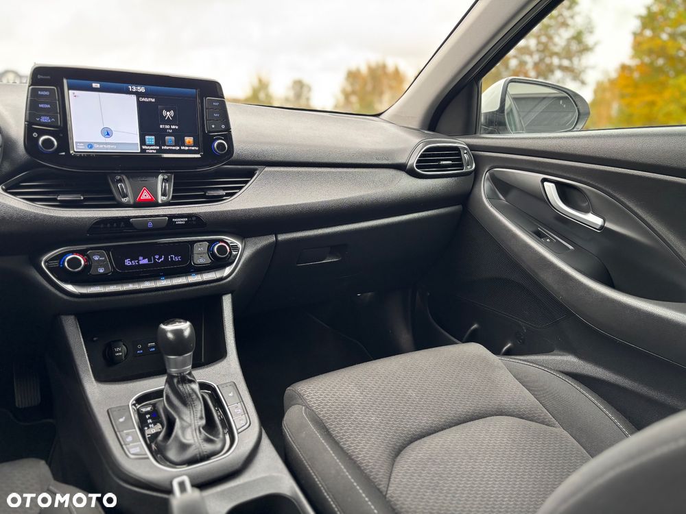 Hyundai i30 1.6 CRDI Automatik Trend - 8