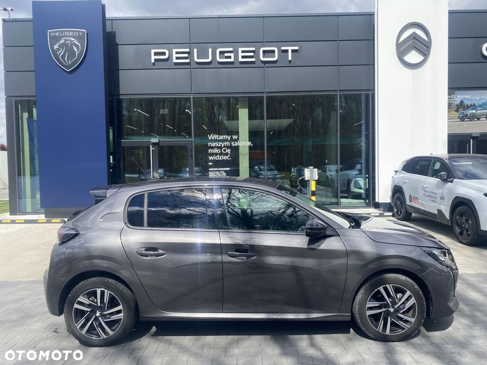 Peugeot 208 - 4
