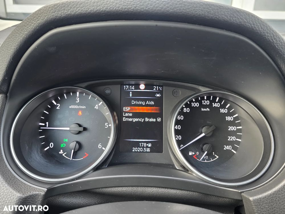Nissan Qashqai - 16