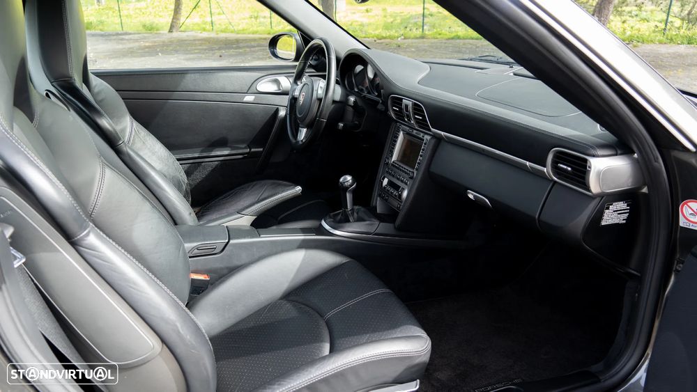 Porsche 911 (997) Carrera S - 28