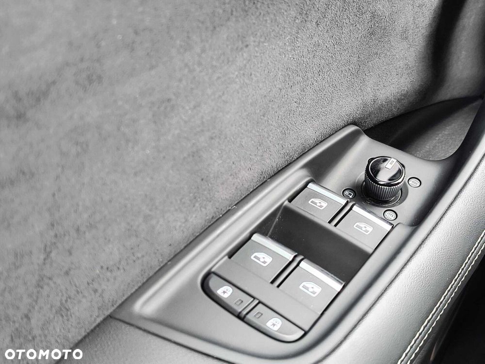 Audi Q8 55 TFSI mHEV Quattro Tiptronic - 21