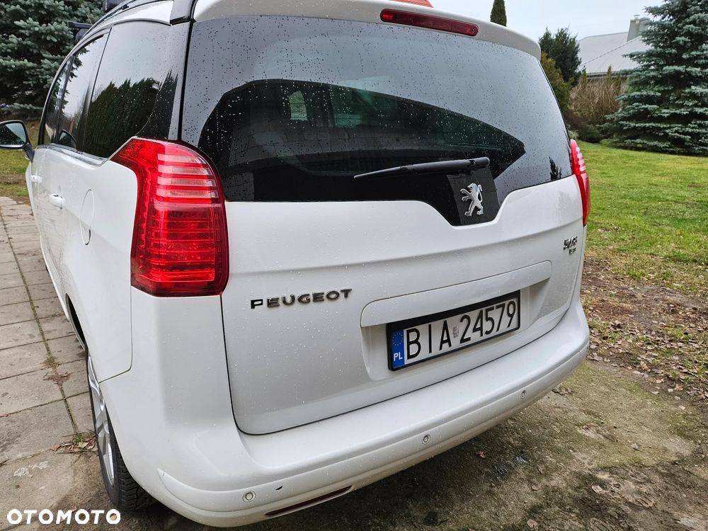 Peugeot 5008 - 10