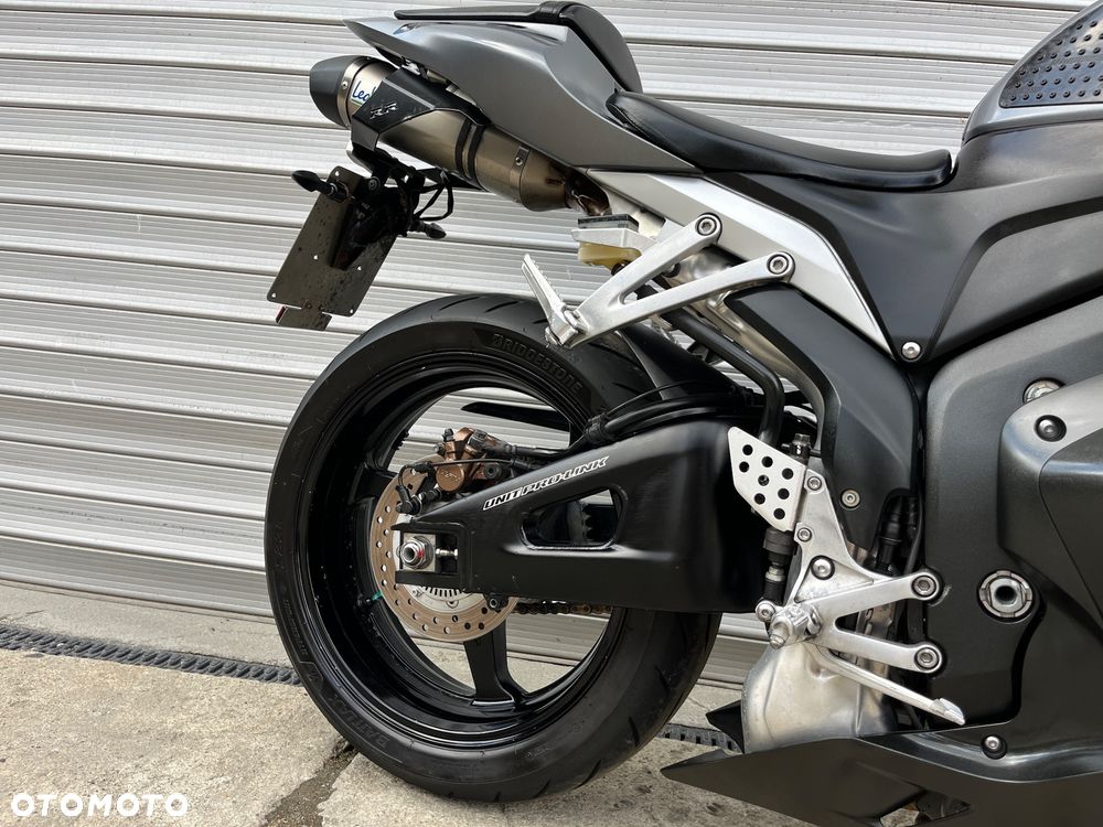 Honda CBR - 19