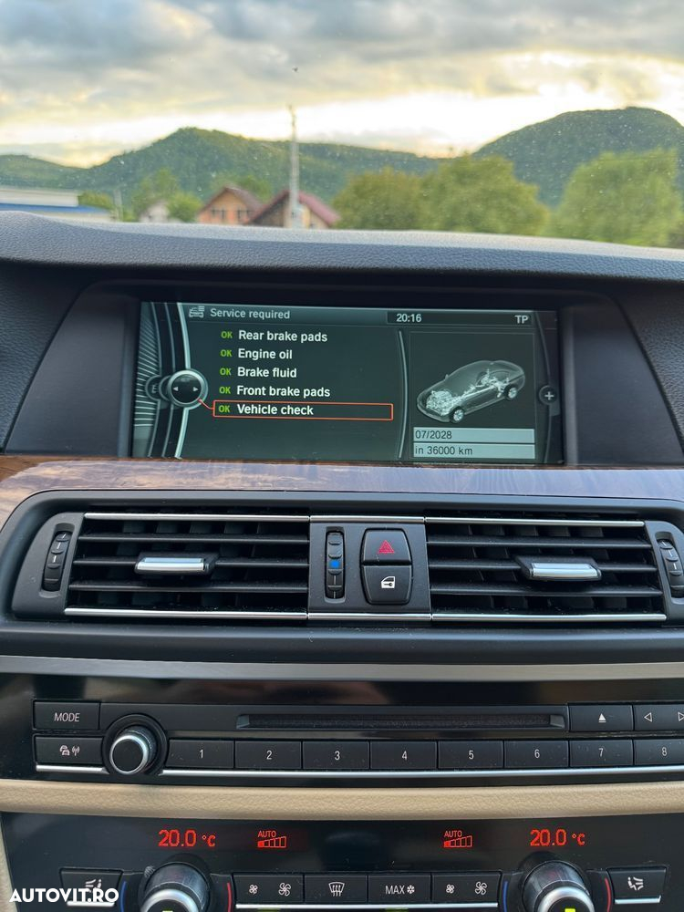 BMW Seria 5 520d EfficientDynamics Edition - 25