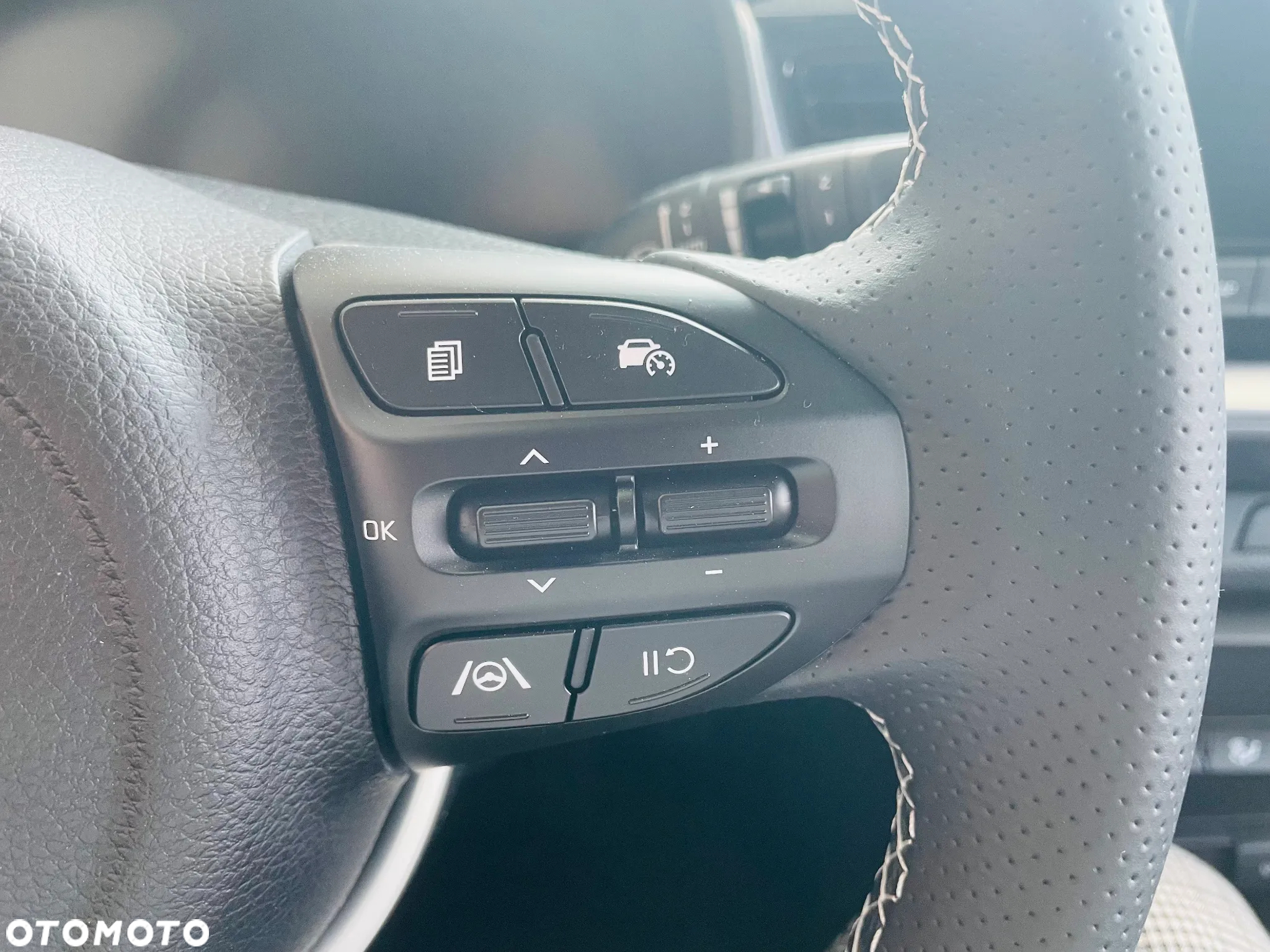 Kia Stonic 1.0 T-GDI L DCT - 9