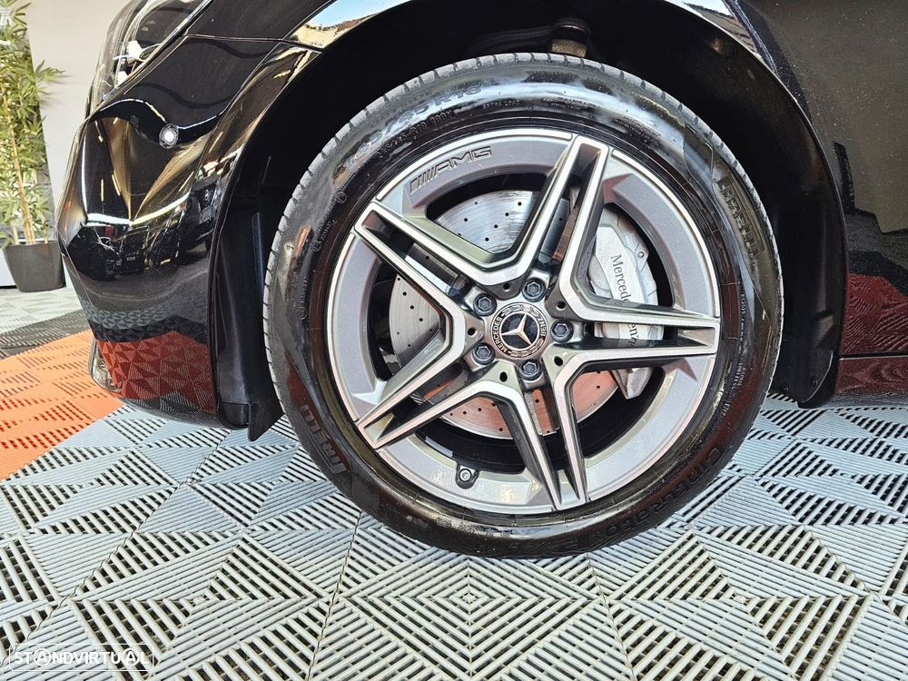Mercedes-Benz E 300 - 10