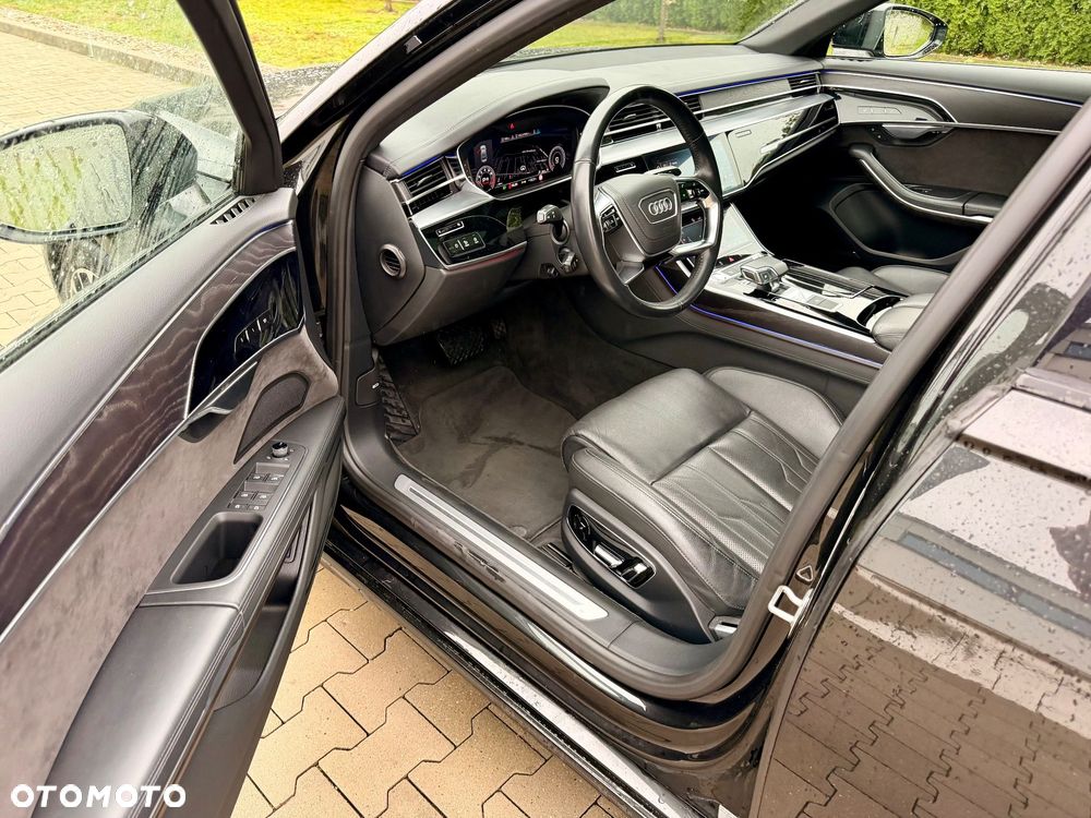 Audi A8 - 21