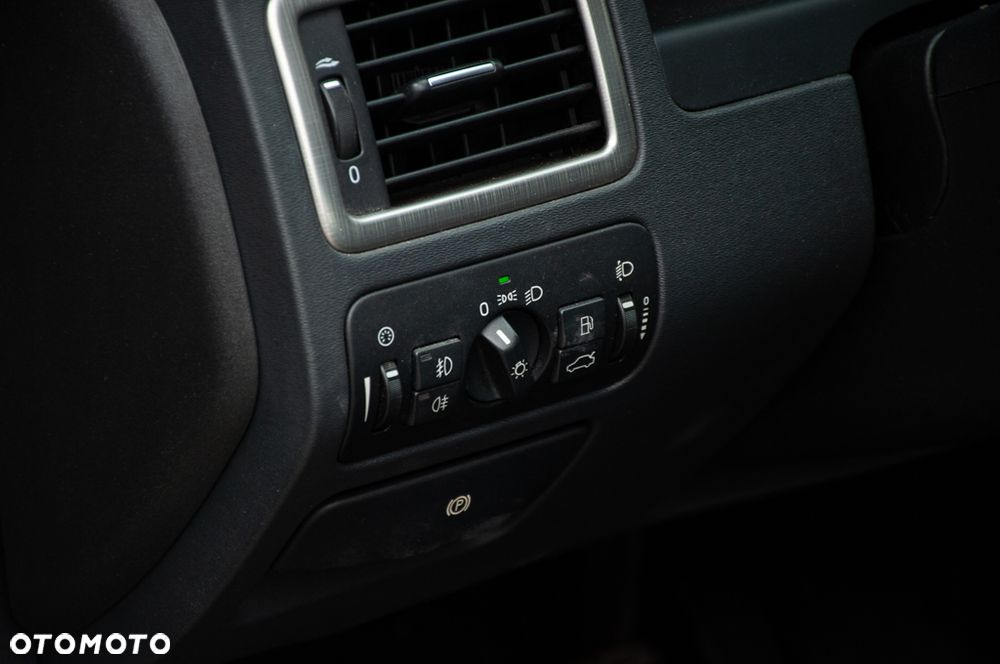 Volvo S80 2.4D Momentum - 32