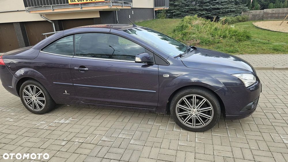 Ford Focus 2.0 16V Titanium - 6