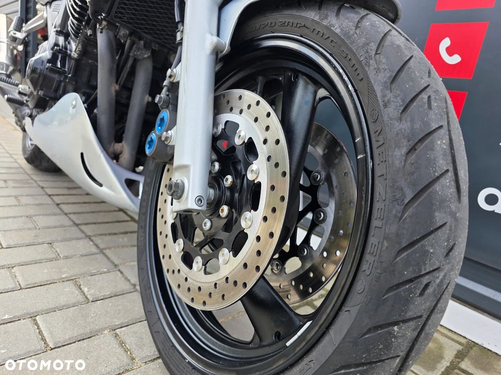 Yamaha FZS - 14