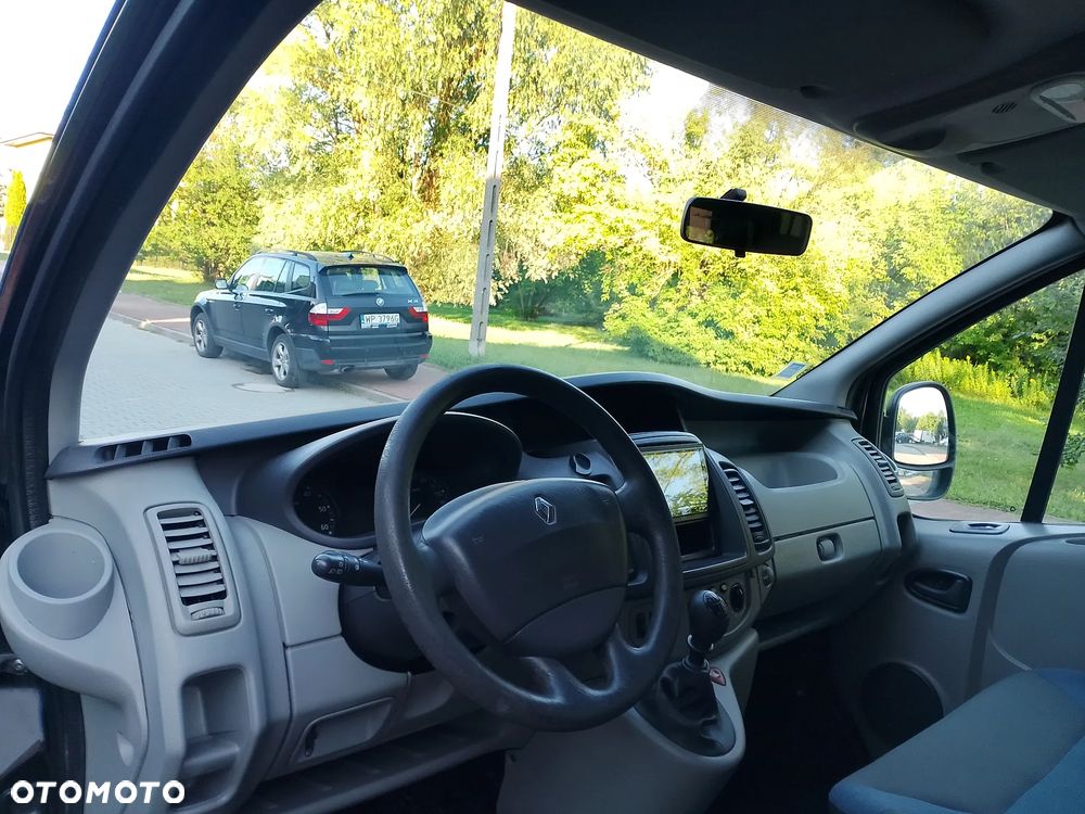 Renault TRAFIC - 4
