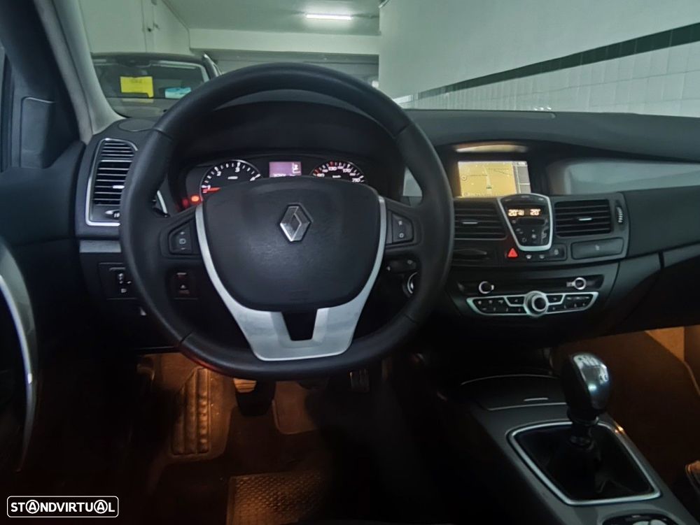 Renault Laguna Break 2.0 dCi Dynamique S 4control - 13