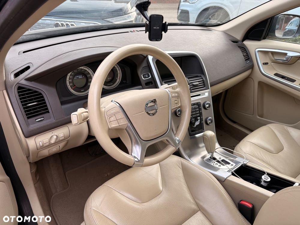 Volvo XC 60 2.0T Summum - 1