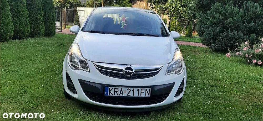 Opel Corsa - 11