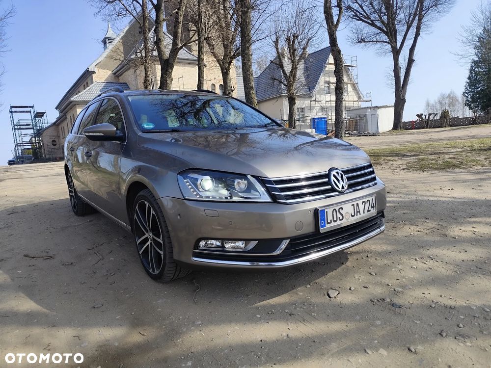 Volkswagen Passat 2.0 TDI Sportline DSG - 6