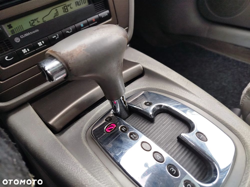 Volkswagen Passat - 6