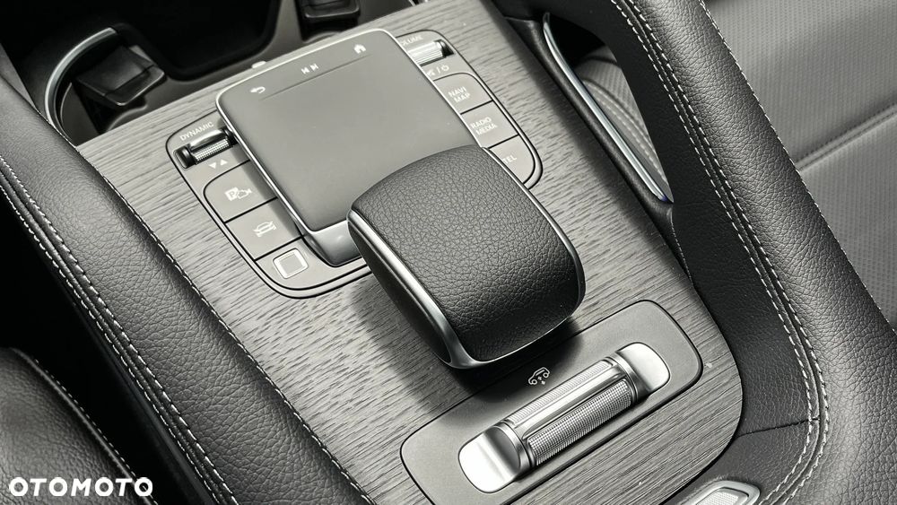 Mercedes-Benz GLE 300 d mHEV 4-Matic AMG Line - 19