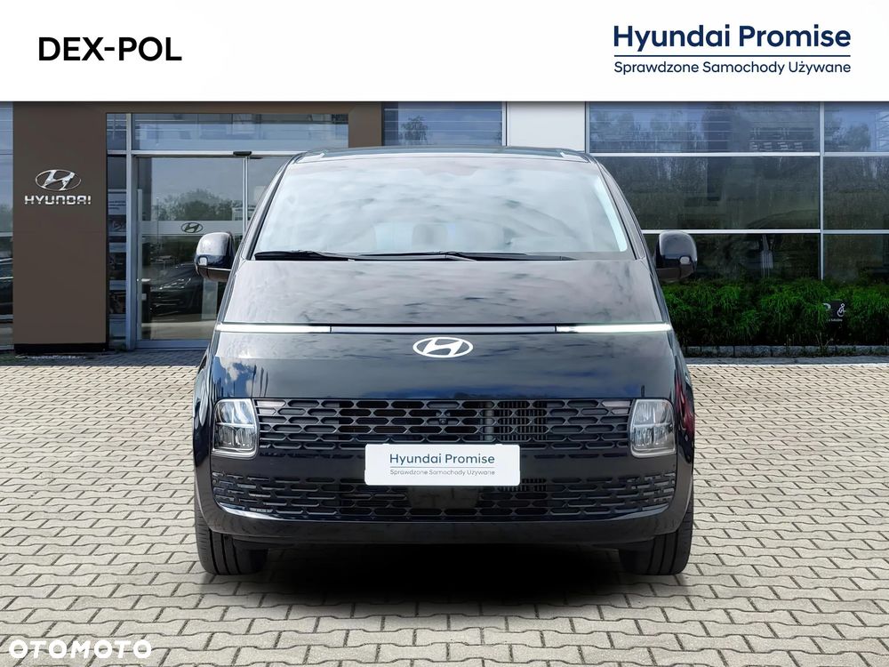 Hyundai Staria - 8