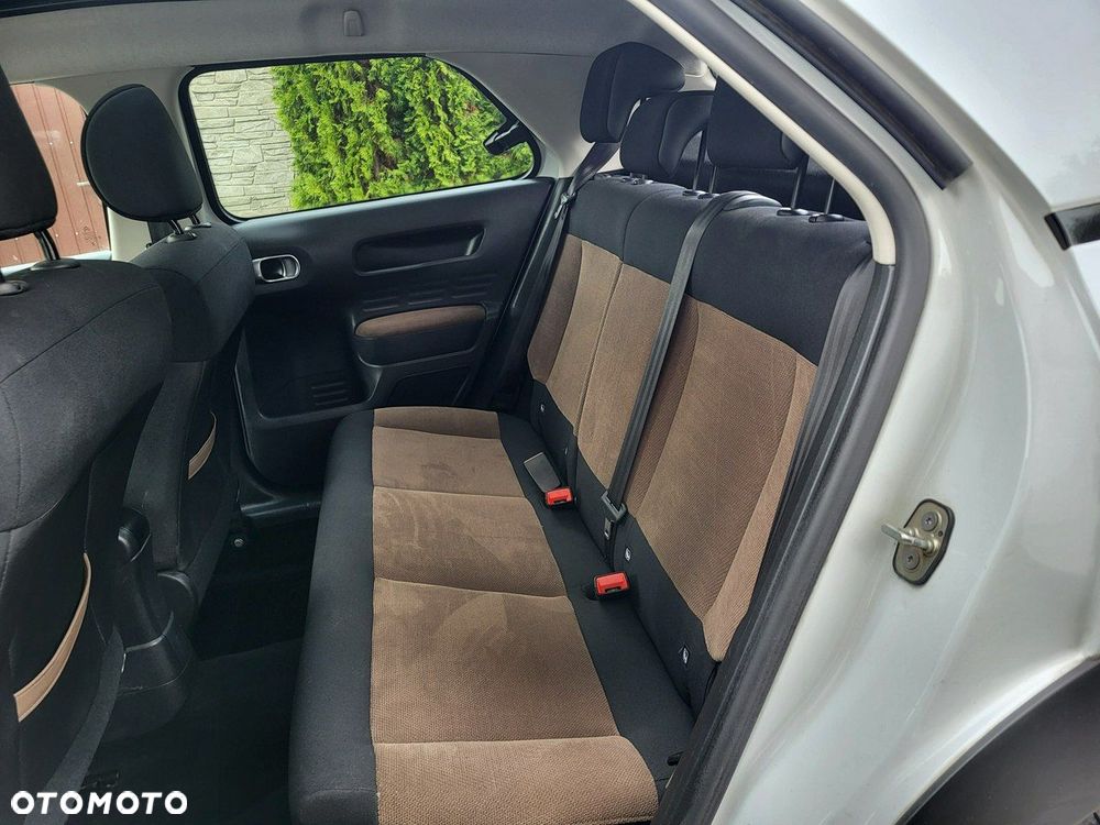 Citroën C4 Cactus - 19
