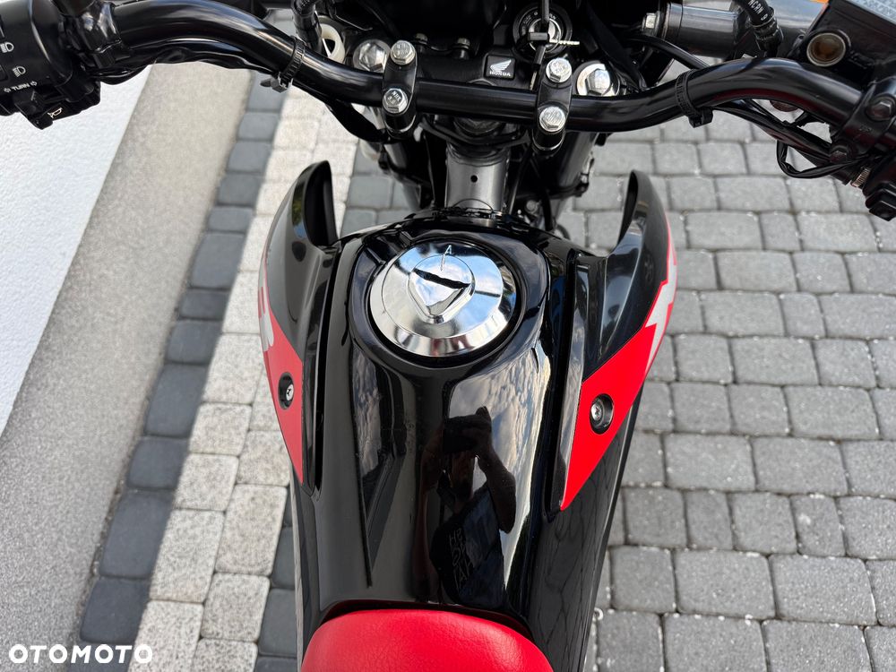 Honda XR - 9