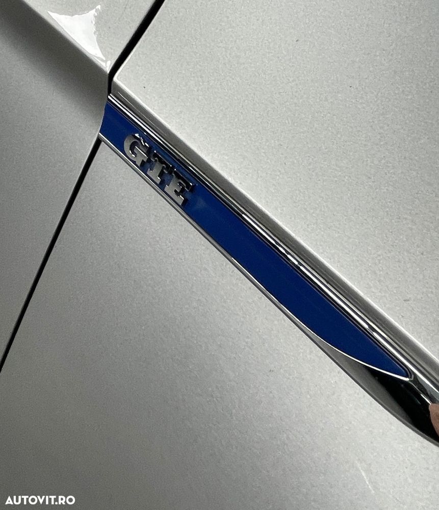 Volkswagen Passat - 23