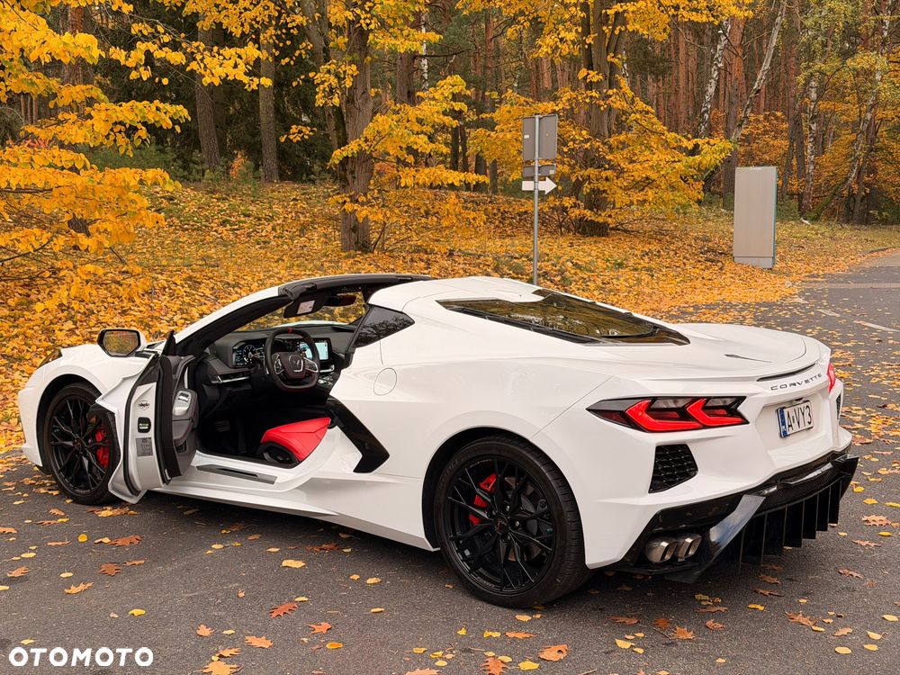 Chevrolet Corvette - 21