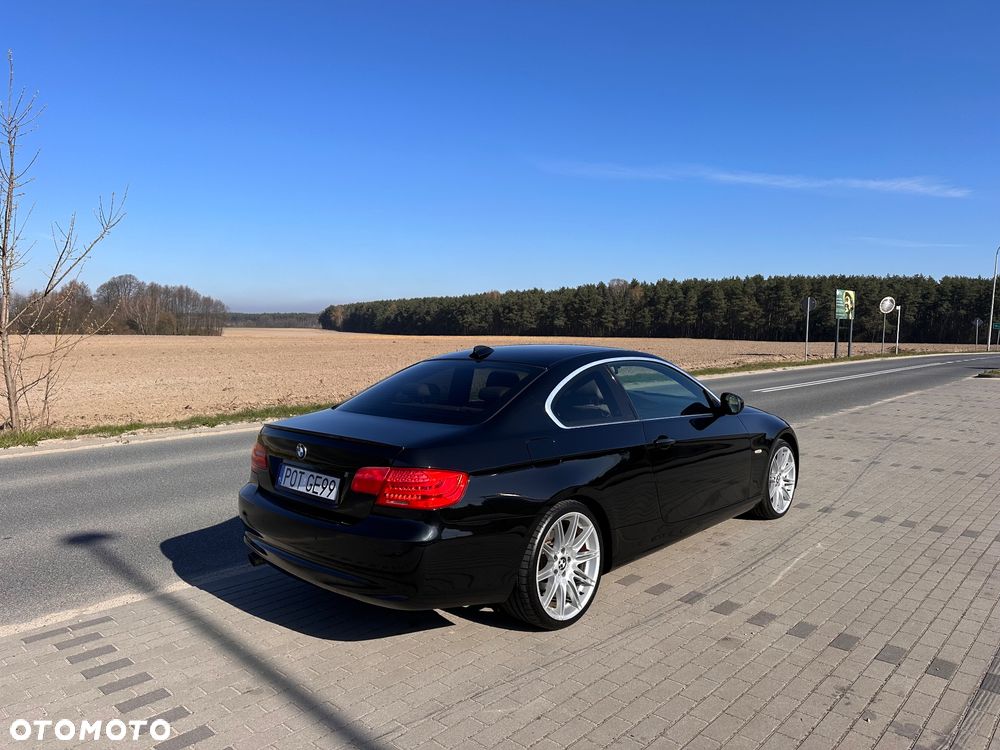BMW Seria 3 320d - 8