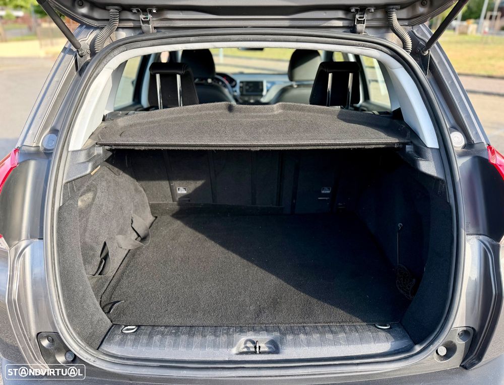 Peugeot 2008 - 17
