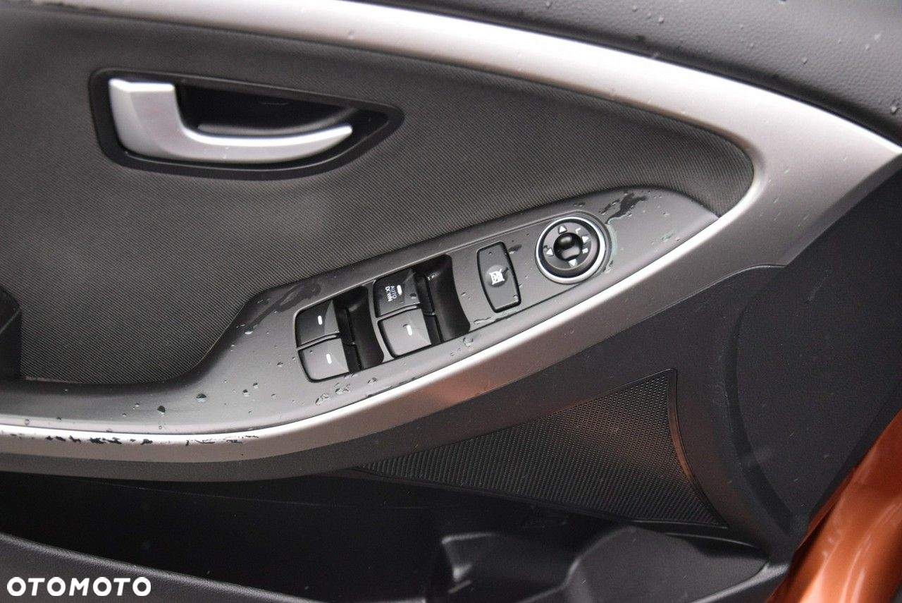 Hyundai i30 - 22