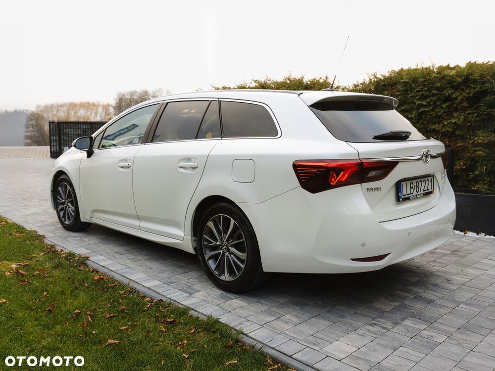 Toyota Avensis 2.0 D-4D Prestige - 7