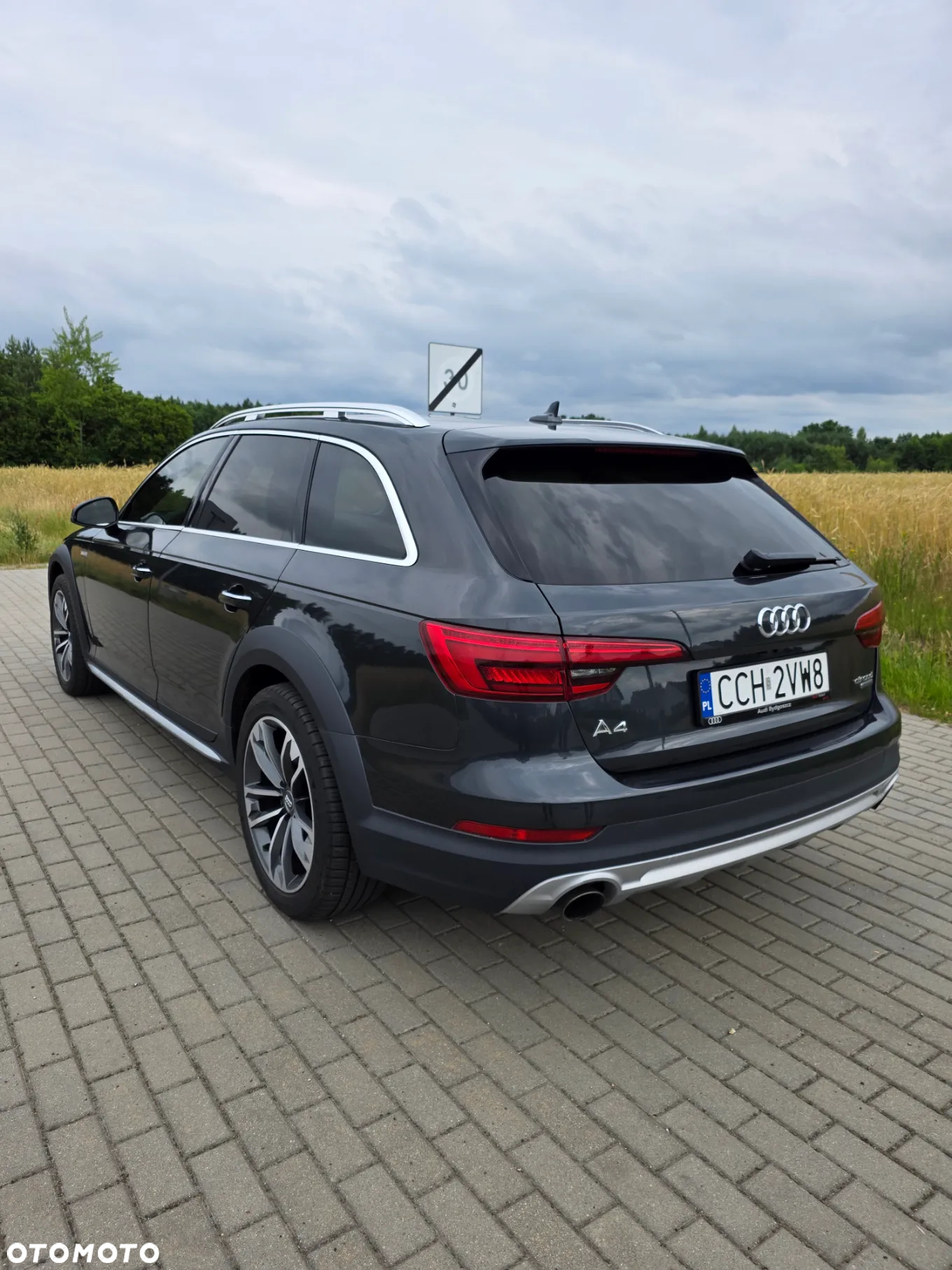 Audi A4 Allroad 2.0 TFSI Quattro S tronic - 16