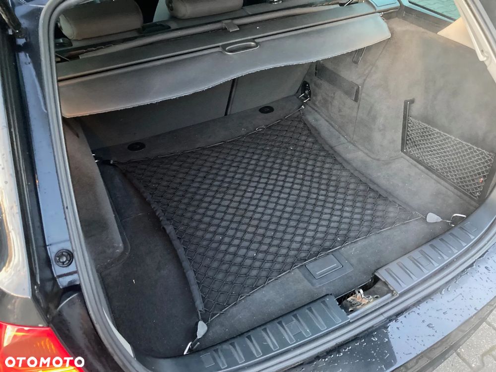 BMW Seria 3 325i - 14