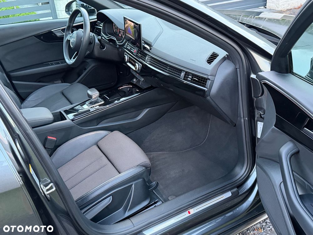 Audi A4 Avant 35 TFSI S tronic S line - 35