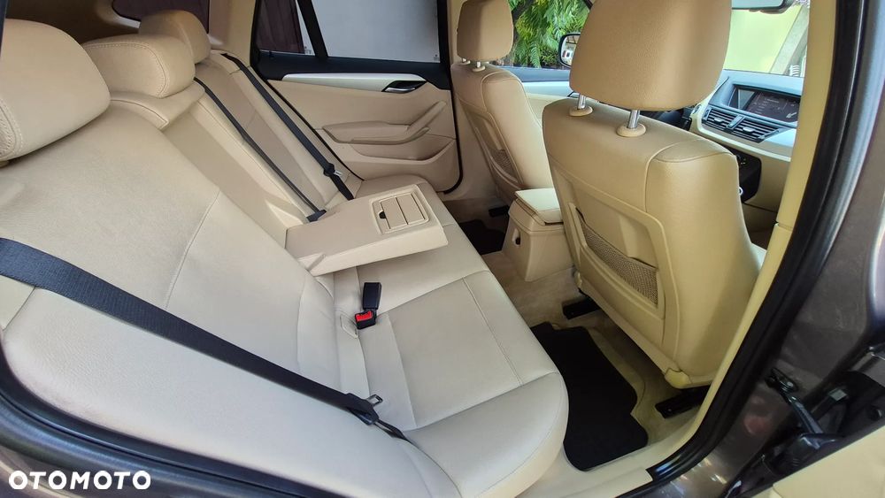 BMW X1 - 18