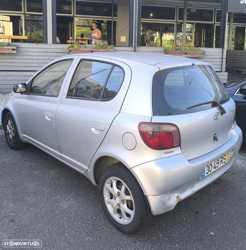 Toyota Yaris 1.0 Luna - 3