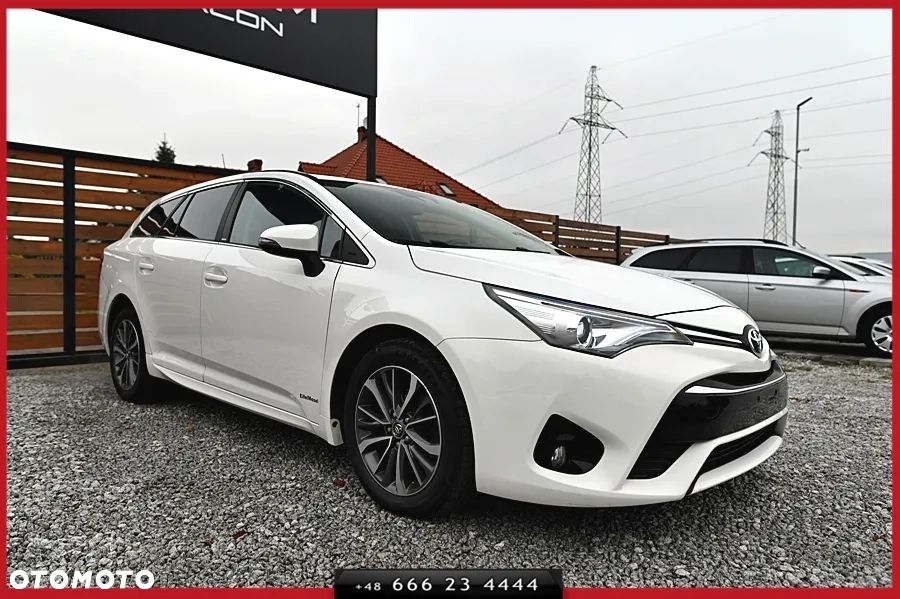 Toyota Avensis Touring Sports 1.6 D-4D Executive - 6