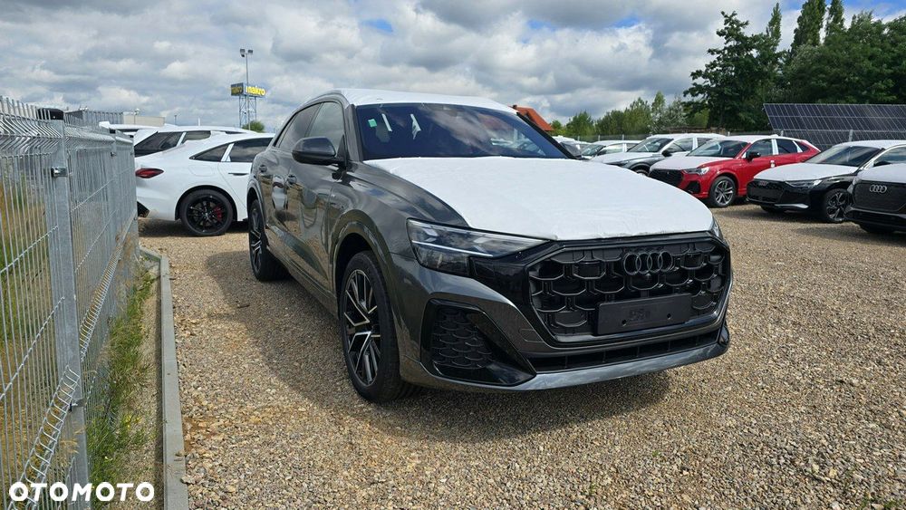 Audi Q8 - 2