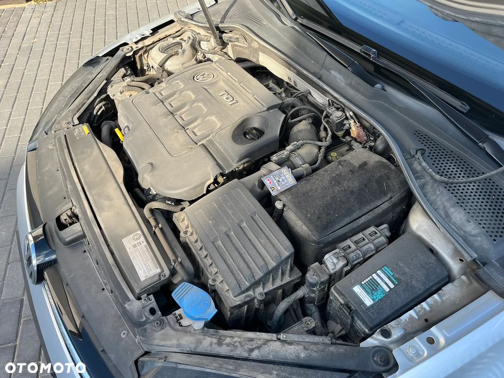 Volkswagen Golf Variant 1.6 TDI BlueMot Trendline DSG - 31