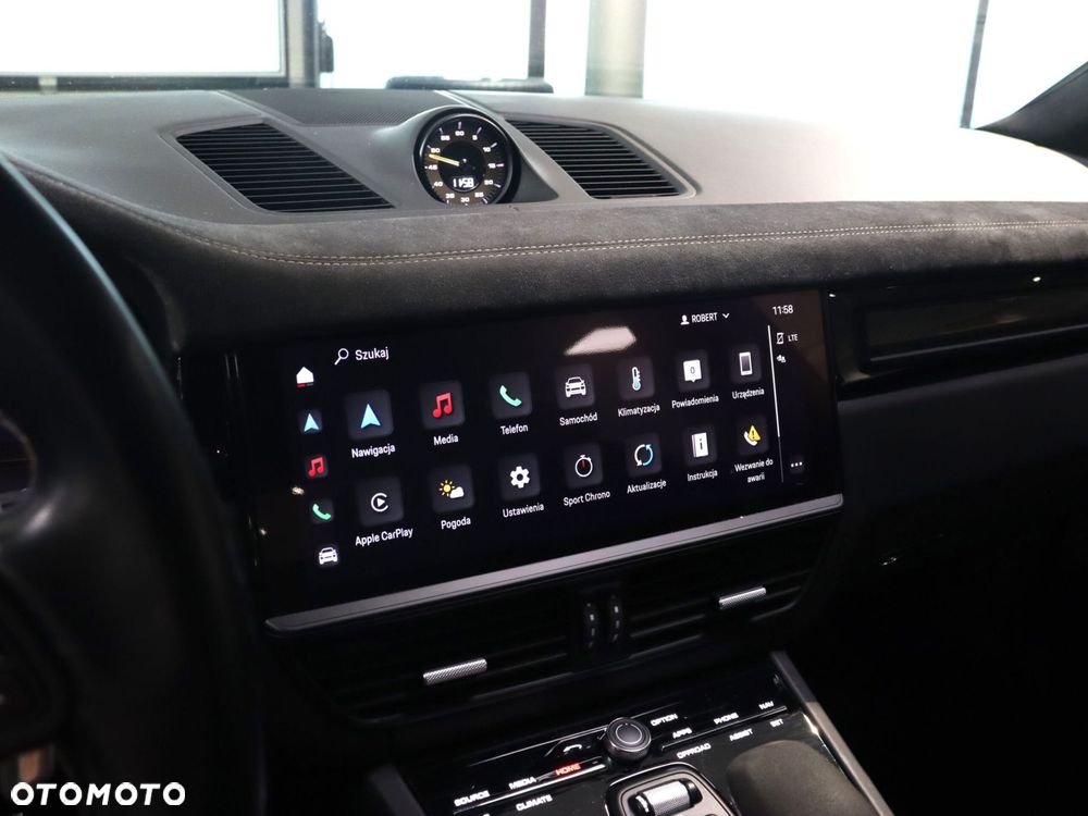 Porsche Cayenne Turbo GT - 26