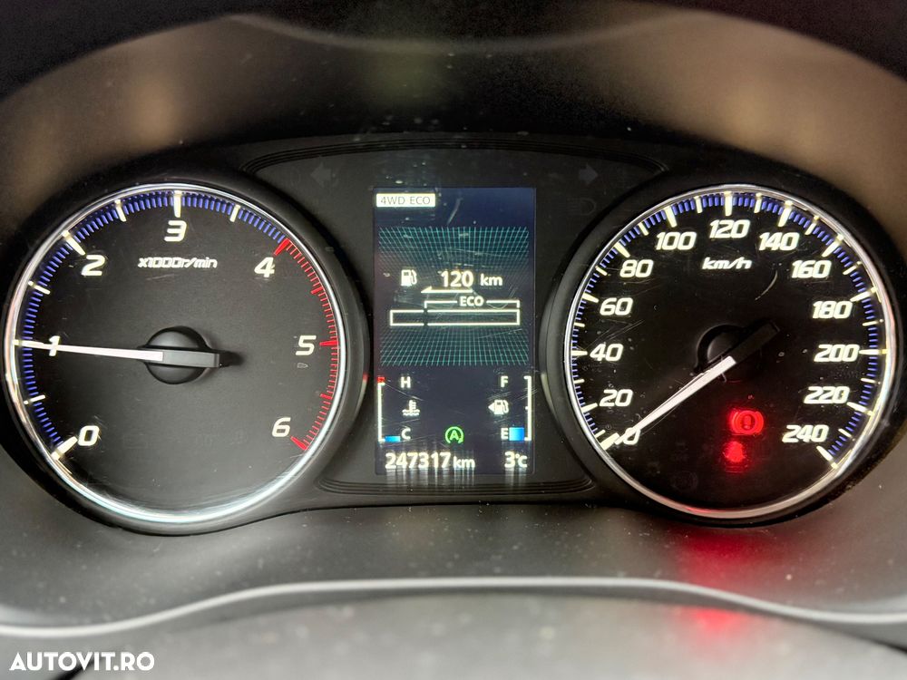 Mitsubishi Outlander 2.2 DI-D AS&G 6MT 4WD Invite A01 - 8