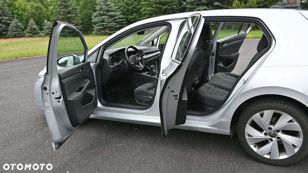 Volkswagen Golf 1.5 TSI EVO Style - 18