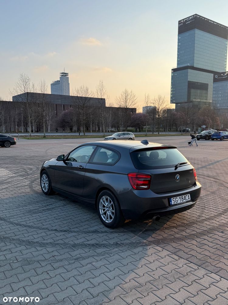 BMW Seria 1 114i - 7