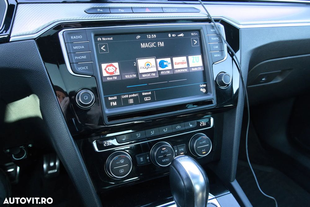 Volkswagen Passat 1.8 TSI DSG Highline - 12