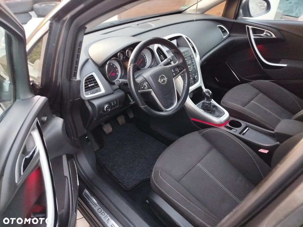 Opel Astra 1.6 Exklusiv - 6