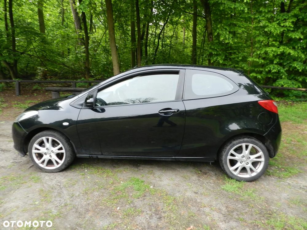 Mazda 2 - 8