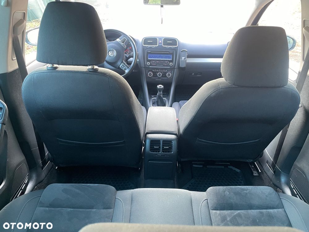 Volkswagen Golf - 21