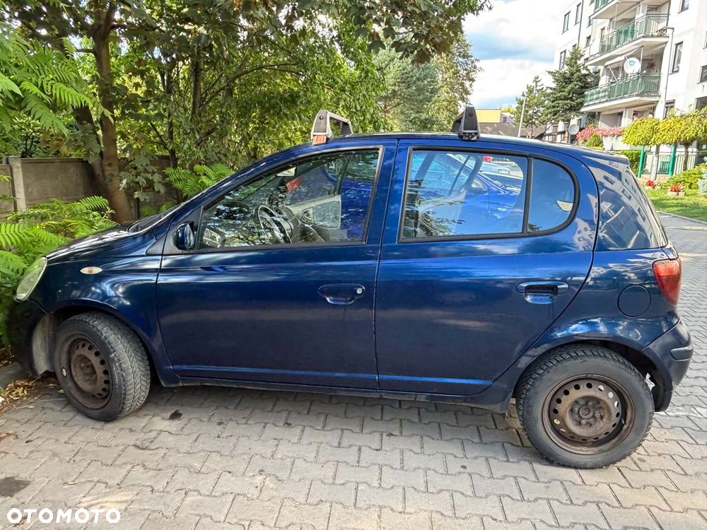 Toyota Yaris 2005 photo 4